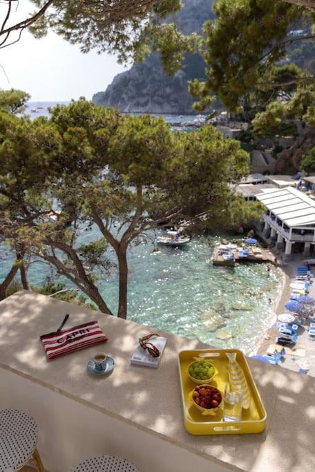 Exceptionnel Pieds Dans L'Eau Capri Exterior photo