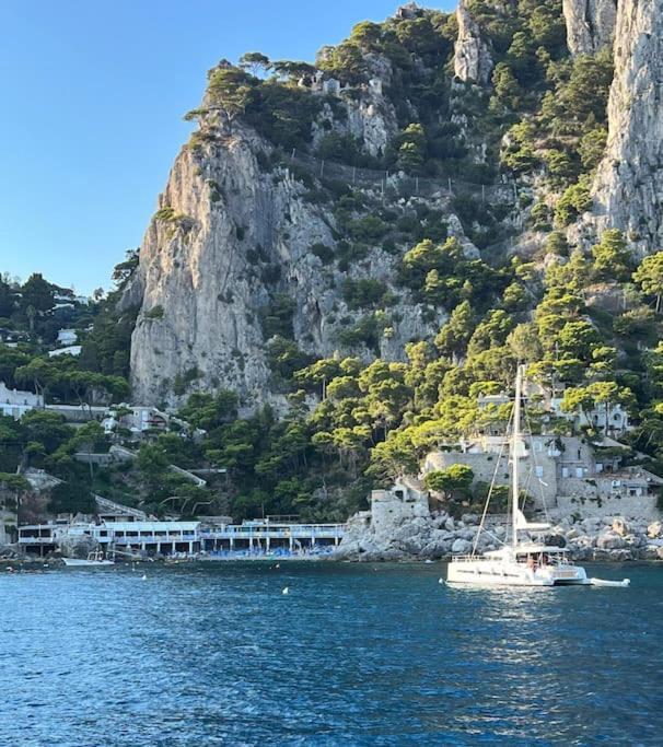 Exceptionnel Pieds Dans L'Eau Capri Exterior photo