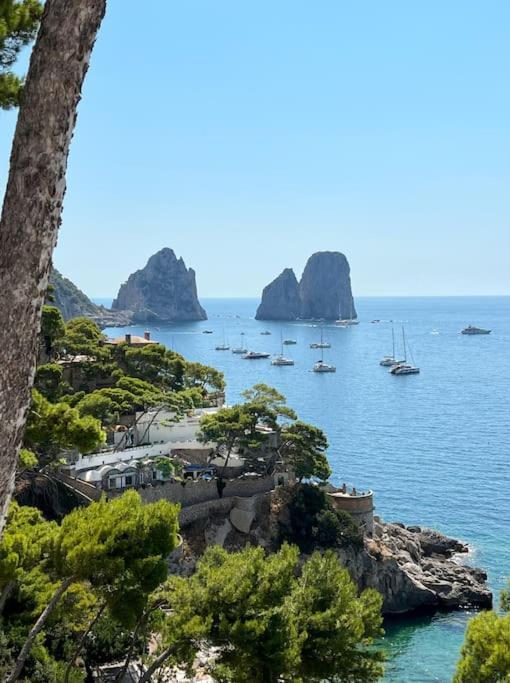 Exceptionnel Pieds Dans L'Eau Capri Exterior photo