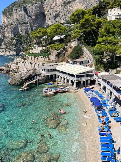 Exceptionnel Pieds Dans L'Eau Capri Exterior photo