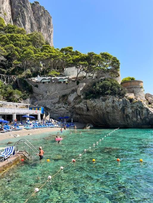 Exceptionnel Pieds Dans L'Eau Capri Exterior photo