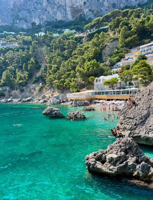 Exceptionnel Pieds Dans L'Eau Capri Exterior photo