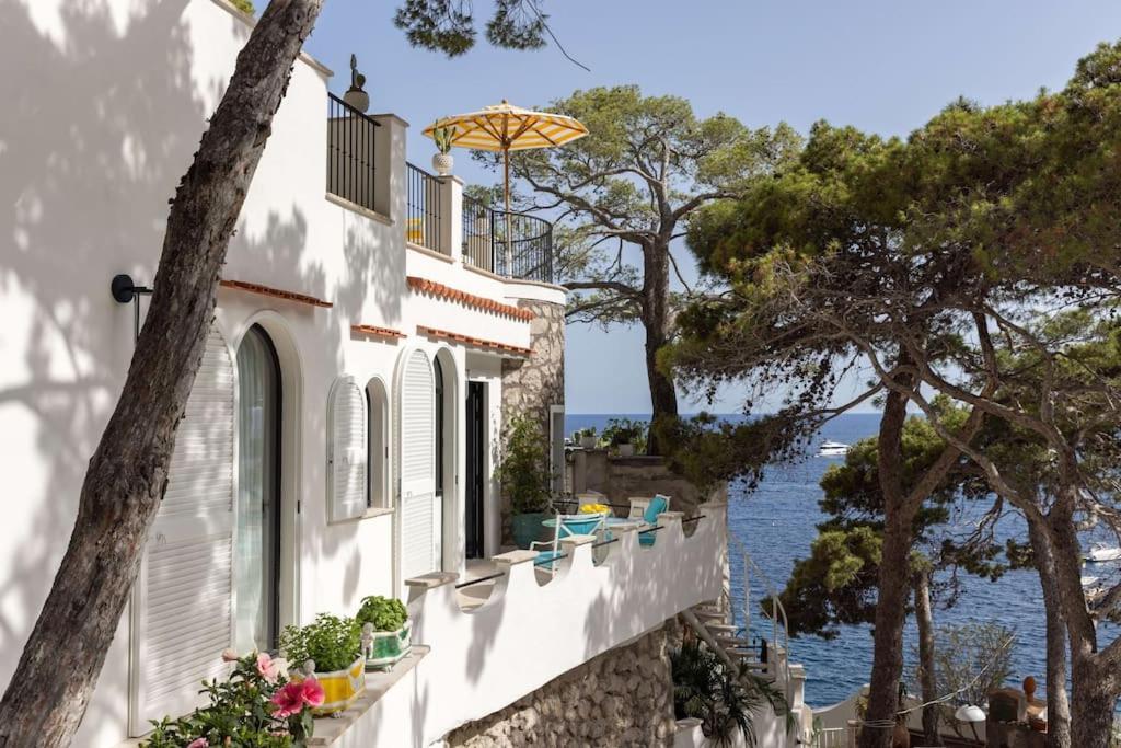 Exceptionnel Pieds Dans L'Eau Capri Exterior photo